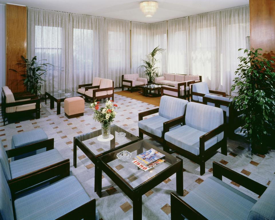 Hotel Continental Fano Exterior photo
